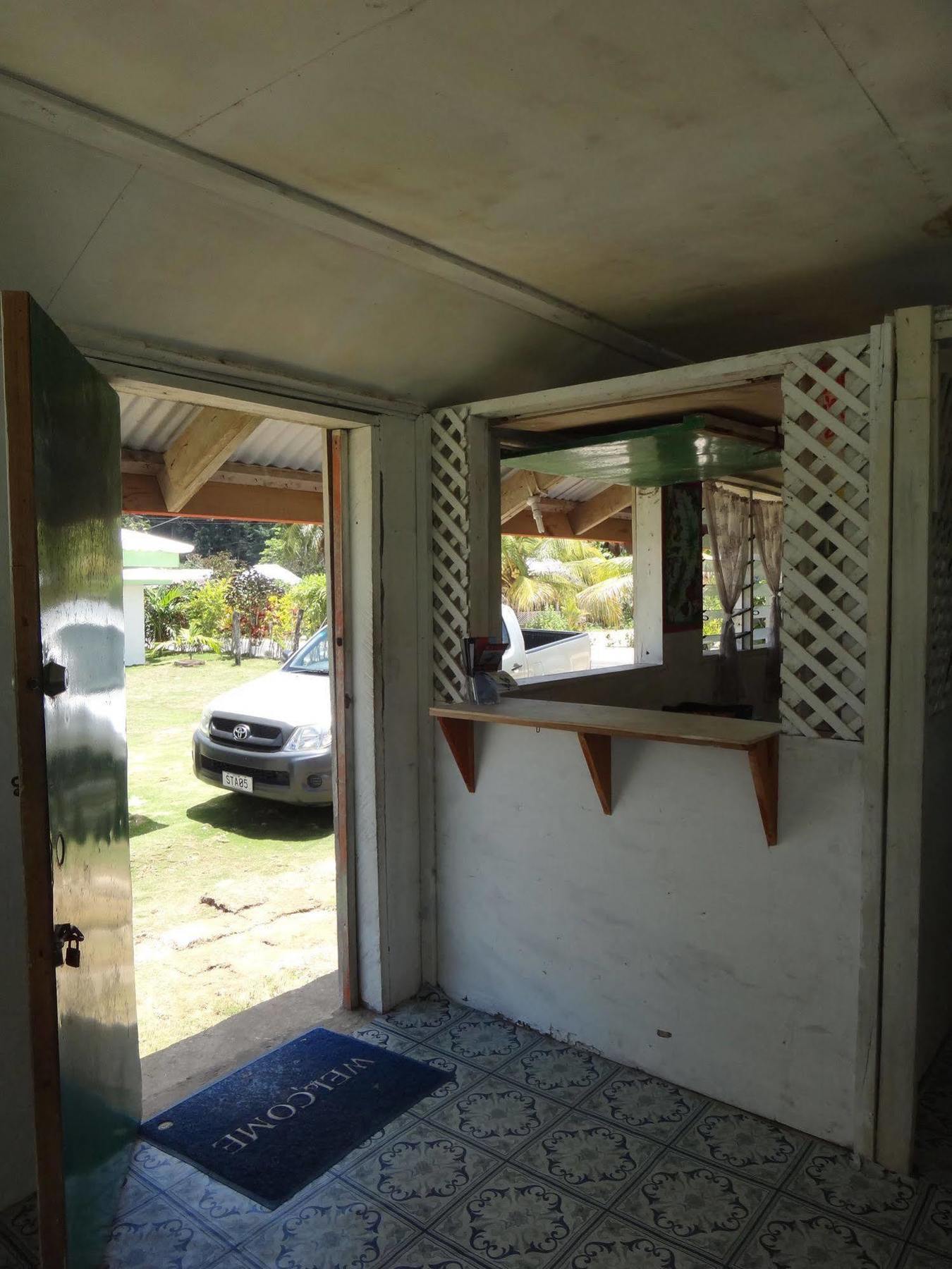 Tailua Beach Fales Manase Exterior photo