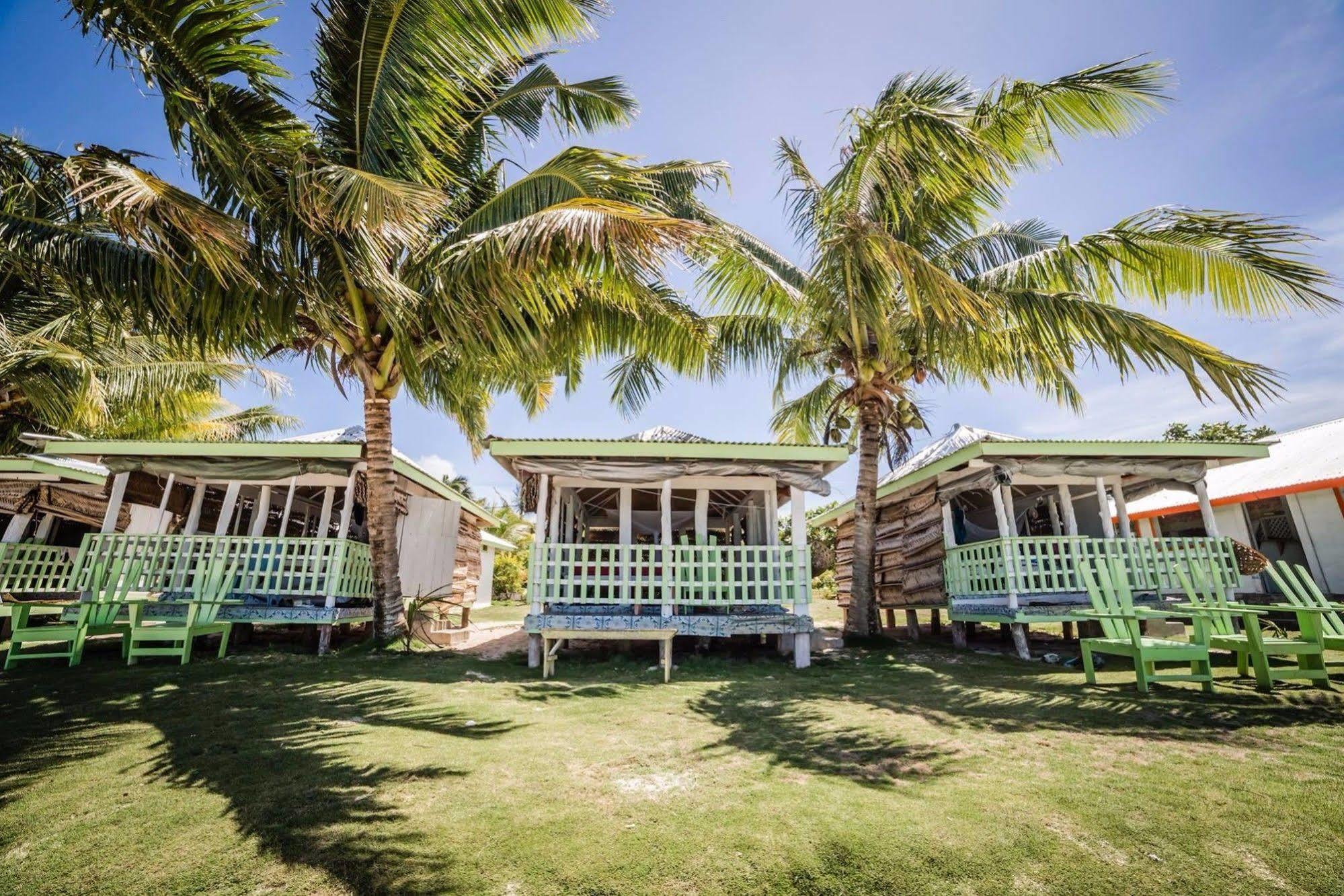 Tailua Beach Fales Manase Exterior photo